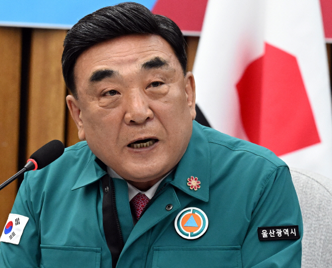 [포토] 발언하는 김두겸 울산시장