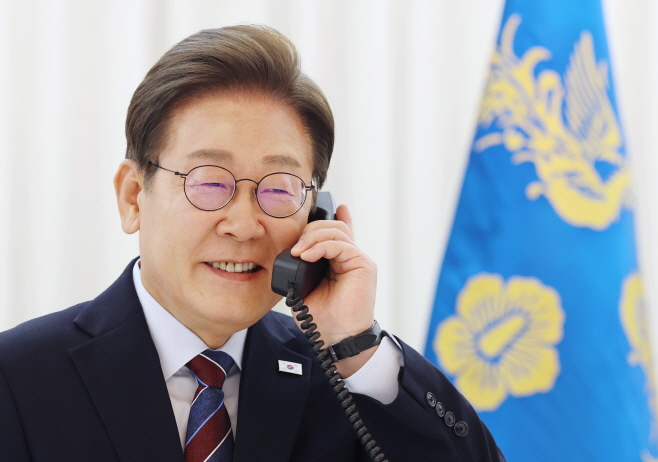 이재명 대통령, 도널드 트럼프 미국 대통령과 전화 통화