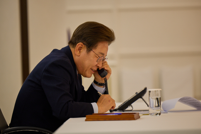 이재명 대통령, 트럼프 미국 대통령과 전화 통화<YONHAP NO-6516>