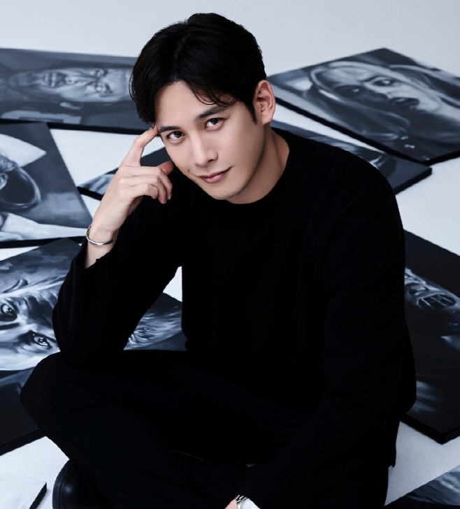박기웅