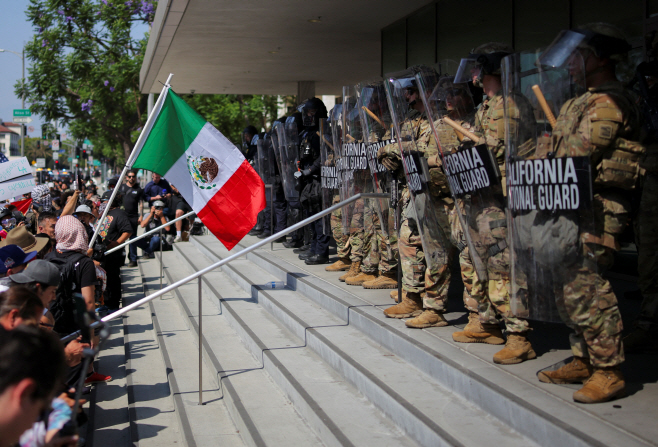 USA-MIGRATION/PROTEST-LOS ANGELES