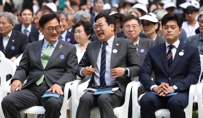제38주년 6·10민주항쟁 기념식<YONHAP NO-2434>