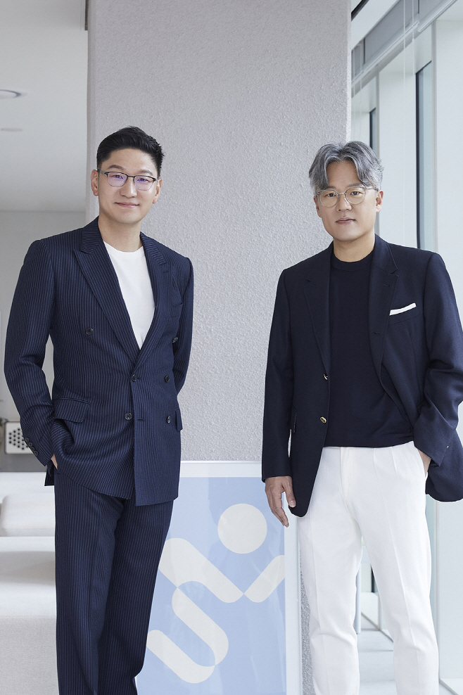 SM <b>장철혁</b>·탁영준 대표, <b>빌보드</b> '인디 파워 플레이어' 선정