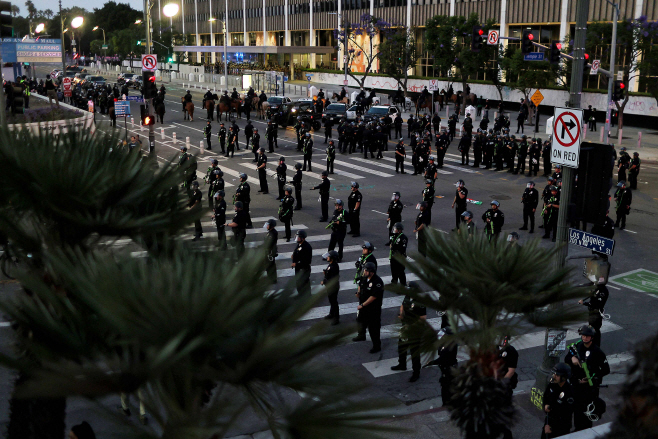 US-PROTESTS-ERUPT-IN-L.A.-COUNTY-SPARKED-BY-FEDERAL-IMMIGRATION