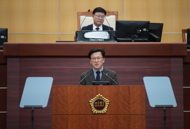 이명연