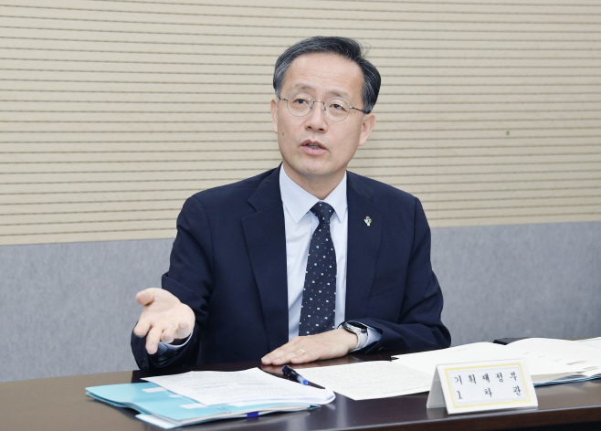 제47차 물가관계차관회의<YONHAP NO-3205>