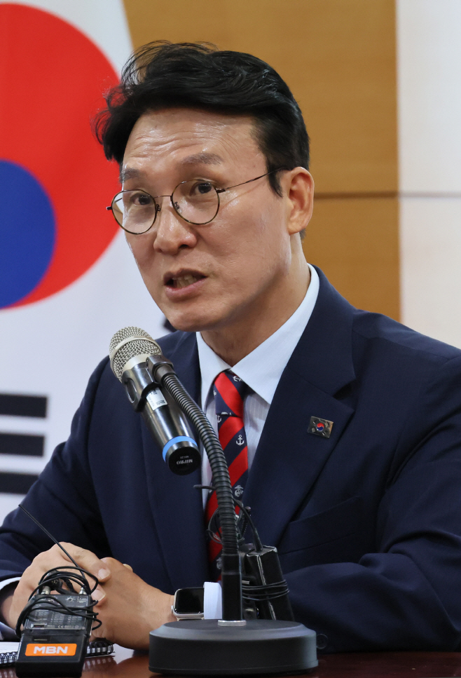 발언하는 김민석 총리 후보자<YONHAP NO-3004>