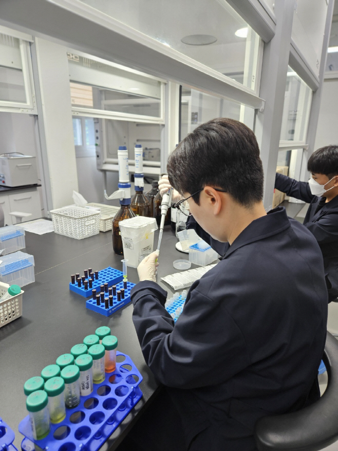 농산물안전분석실 잔류농약 분석 신뢰도 국제적으로 입증