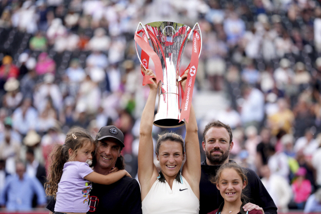 Britain <YONHAP NO-0500> (AP)