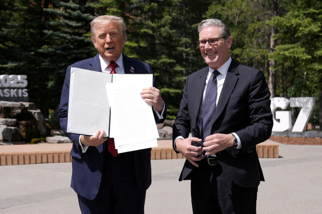 USA-TRUMP/TARIFFS-BRITAIN-STARMER