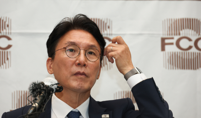 김민석 국무총리 후보자 외신기자 간담회