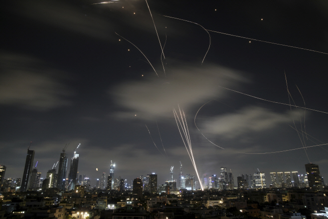 srael Iran Mideast Wars <YONHAP NO-3152> (AP)