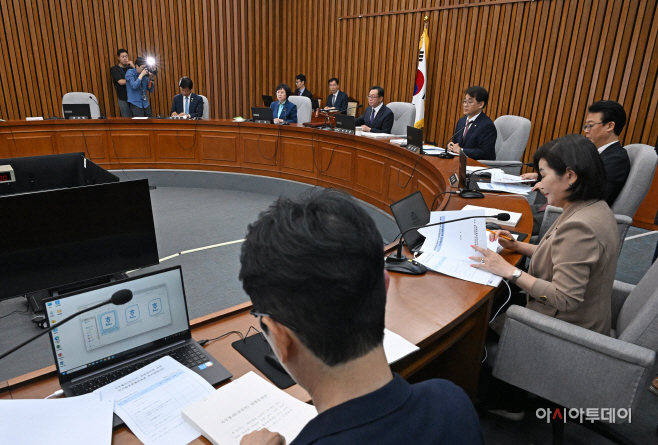 국무총리 임명동의에 관한 인사청문특별위원회 전체회의