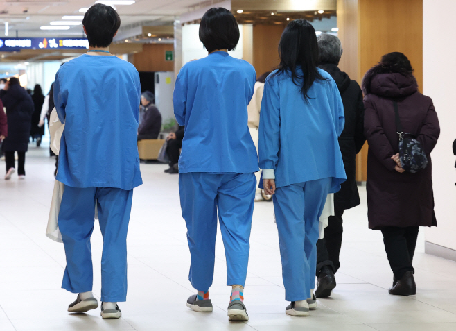 '사직 전공의들 돌아올까'<YONHAP NO-5286>
