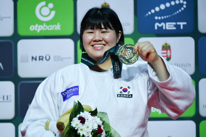 JUDO-WORLD-HUN-WOMEN-+78KG <YONHAP NO-0624> (AFP)