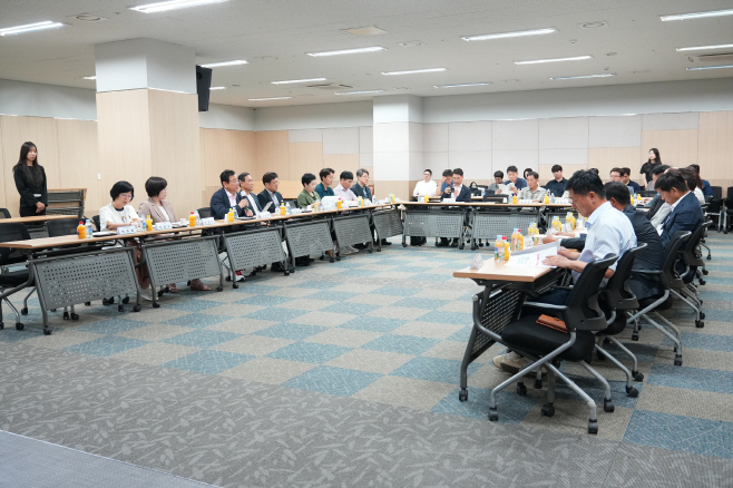 (사진2)하남시, 미사센텀비즈서 기업애로 상담회 개최… 현장에서 해법 찾다