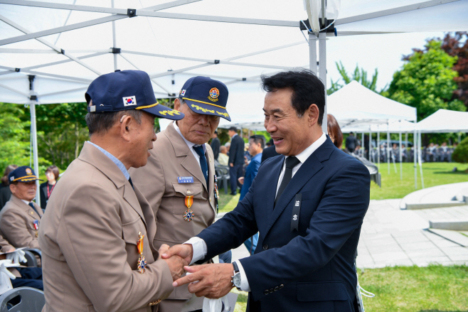 1-2. 모두가 함께하는 보훈문화, 포천시가 이끈다! (250606 현충일 추념식)