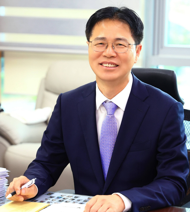 강형석 신임차관1