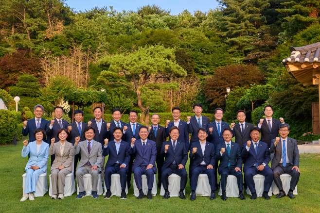 이재명 대통령, 민주당 원내지도부와 만찬