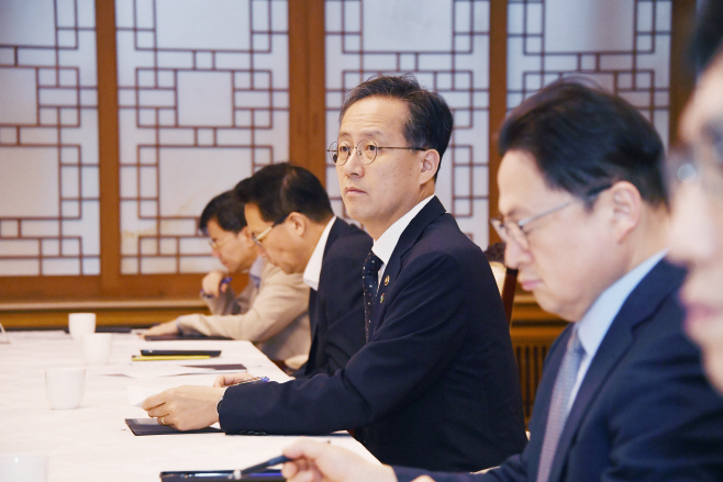 이형일 기획재정부 장관 직무대행 1차관, 중동사태 관계기관 합동 비상대응반 회의 (1)