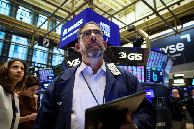 USA-STOCKS/ <YONHAP NO-0076> (REUTERS)