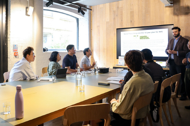 NASP에서 사회적 처방과 영국 국민보건서비스
