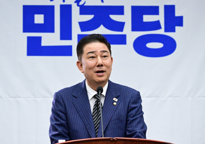 민주당 의총-09