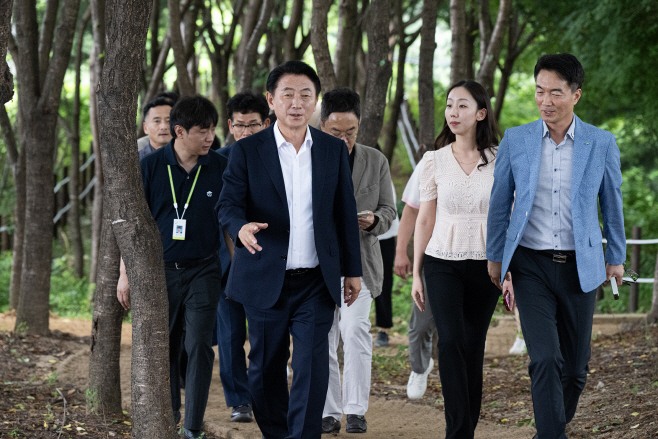 1.시민소통담당관(LH 경기북부지역본부 유치 1주년, 기업도시 도약 신호탄 되다)3