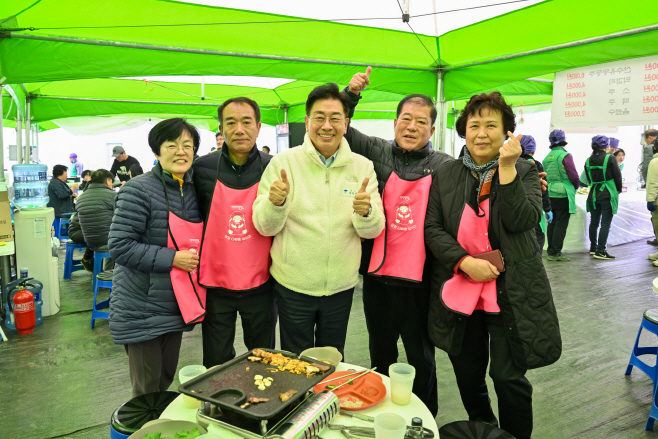 02-1 다회용 앞치마 사용 사진