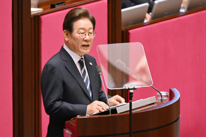 이재명 대통령 첫 국회 시정연설
