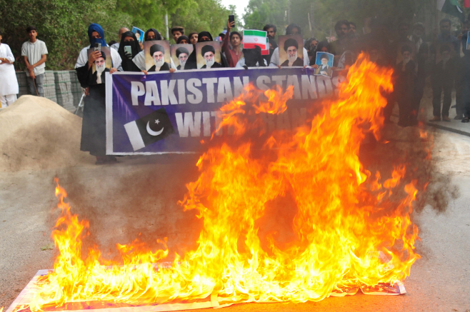 PAKISTAN IRAN ISRAEL CONFLICTS