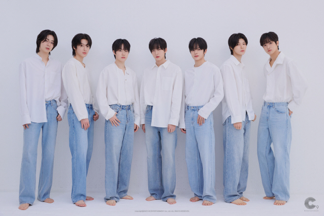 (0626) C9 ROOKIES 단체 사진