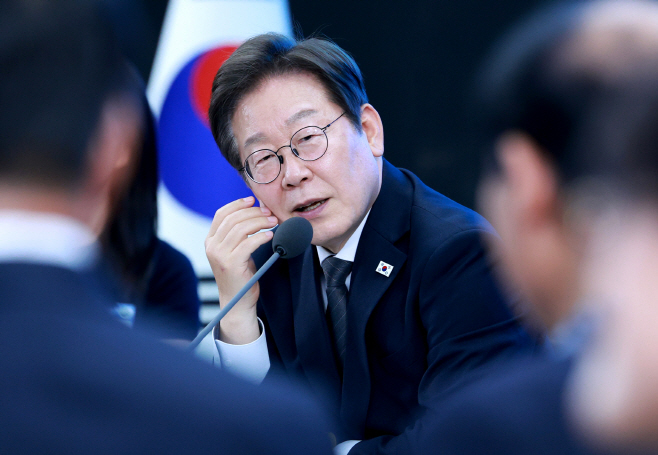 광주·전남 타운홀미팅에서 발언하는 이재명 대통령