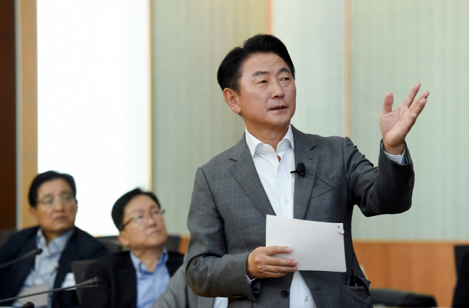 1.시민소통담당관(기업이 몰리면 도시가 바뀐다…‘첨단 기업도시’로 도약하는 의정부시)1-찾아가는 기업유치 설명회