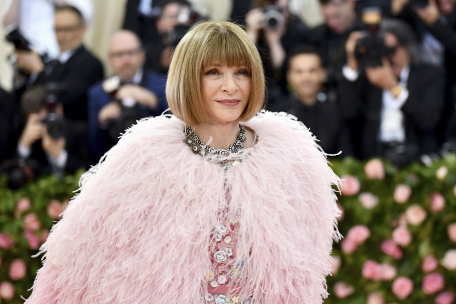 Anna Wintour <YONHAP NO-1005> (Charles Sykes/Invision/AP)