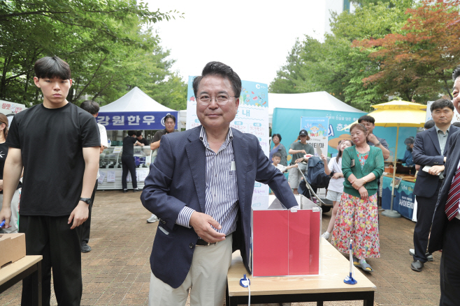 농부의장터_육동한 시장과 경품 추첨