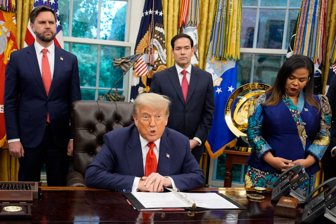 TRUMP