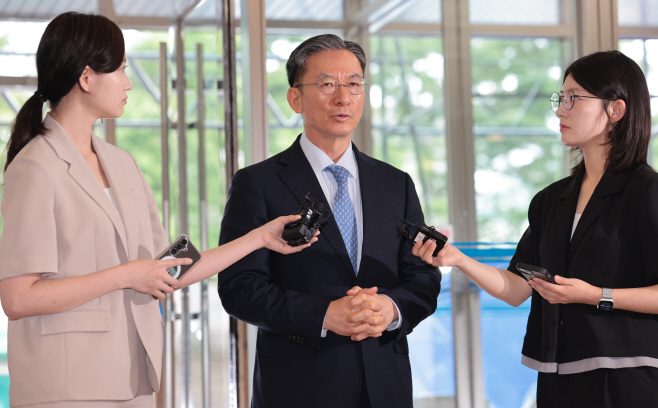 지명 소감 밝히는 정성호 법무부 장관 후보자