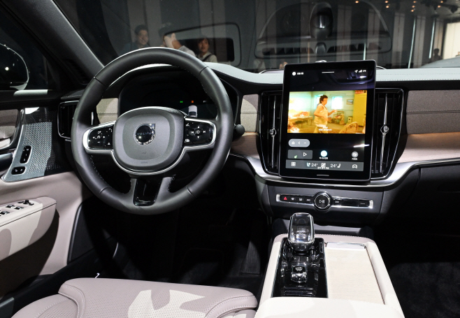 볼보 XC90 & S90 공개-4552