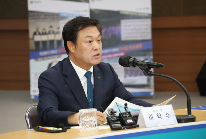이학수