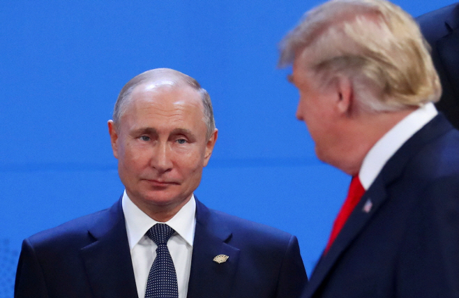 UKRAINE-CRISIS/ZELENSKIY-TRUMP <YONHAP NO-2340> (REUTERS)