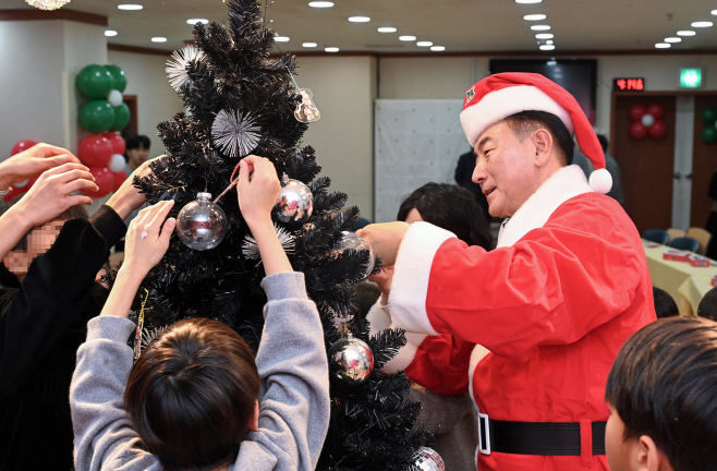 1.시민소통과(의정부 '모두의돌봄' 실현)2-'돌봄 삶의 현장' 일환 아동양육시설 방문