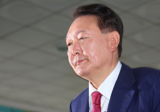 윤석열, 내란 특검 2차 출석<YONHAP NO-2666>