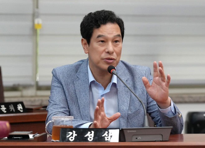 [사진자료] 강성삼 하남시의원, “화상민원 상담 전면 시행했지만 ‘전면 외면’…정책 실패 비판”