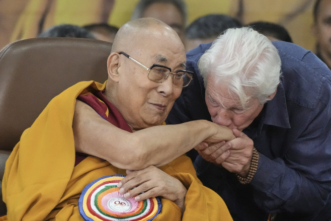 India Dalai Lama Birthday <YONHAP NO-2836> (AP)