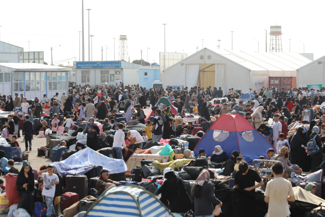 AFGHANISTAN REFUGEES <YONHAP NO-4931> (EPA)