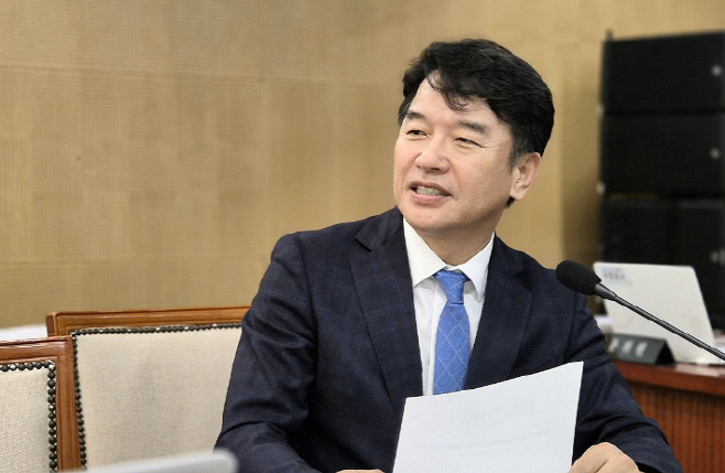 문진석 더불어민주당 원내운영수석부대표 연합