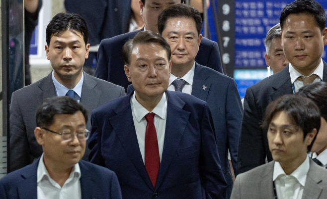 영장심사 마친 윤석열 전 대통령