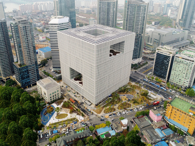 [아모레퍼시픽그룹] 본사 전경_2