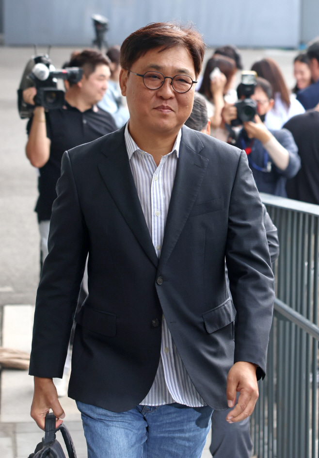 20250714-최휘영 장관 후보자 첫 출근02